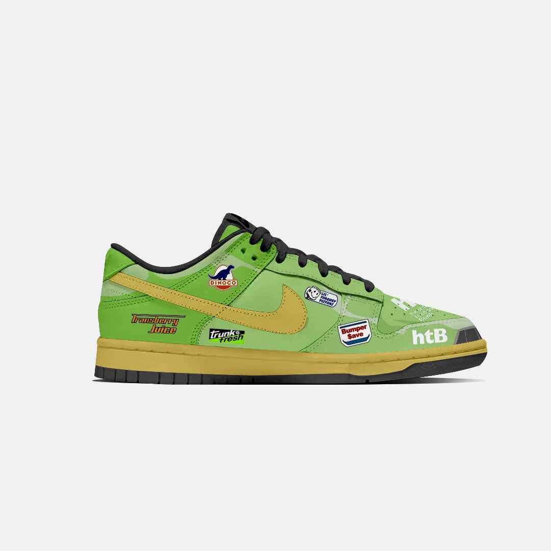 NIKE DUNK CHICK HICKS CUSTOM PAINT
