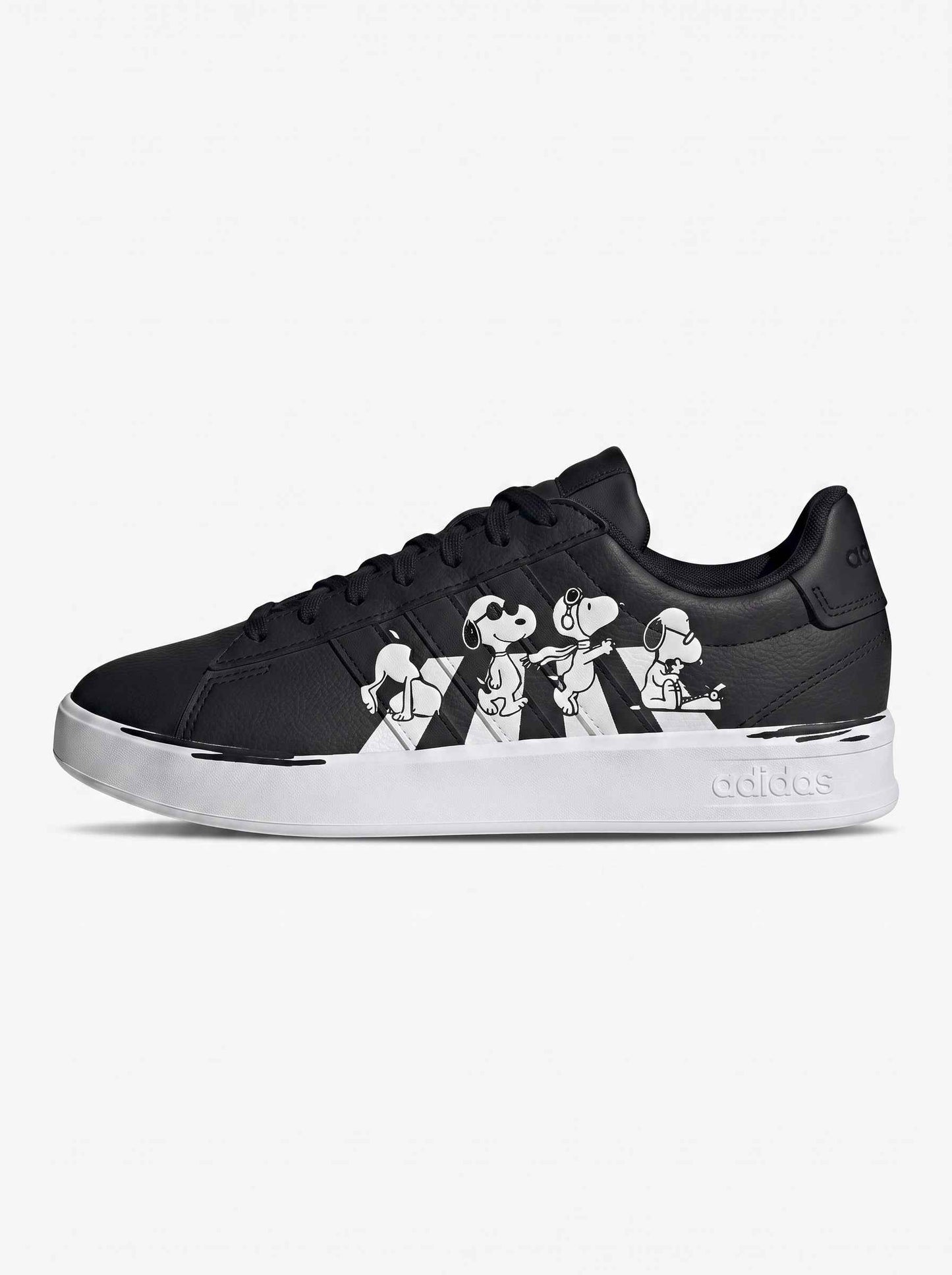CUSTOM SNEAKERS ADIDAS GRAND COURT WITH THE CROSSING SNOOPY WOMEN SIZE